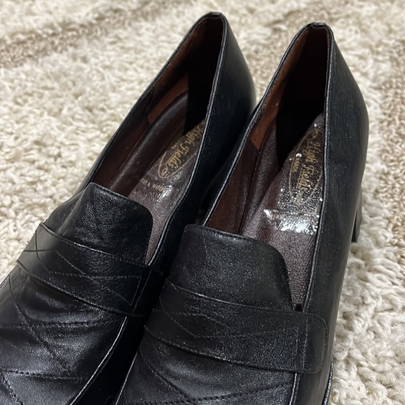 Leather new vintage heels - Picture 3 of 6